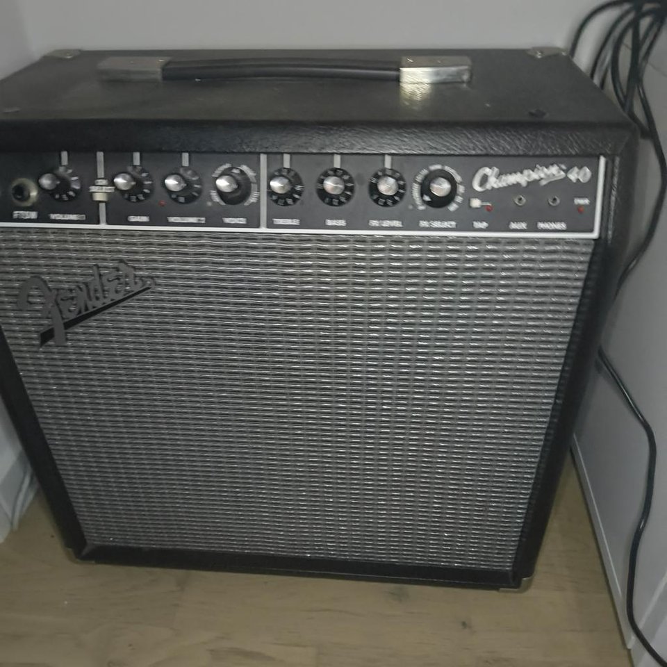Fender Champion 40