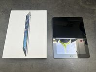 iPad 4th gen 9.7” 16GB Wifi