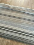 Handvävd ullmatta 160x230