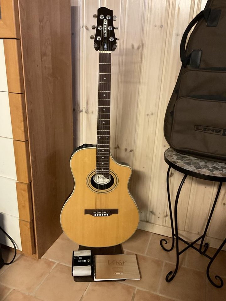 Line 6 Variax Acoustic 700 Line6
