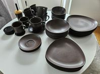 Höganäs 'vintage' brun servis