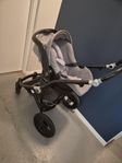 bilbarnstol med tillhörande vagn 