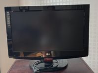 TV LG 32” + tv-bänk