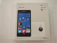 Microsoft Lumia 950 XL svart med Windows 10 som ny i box!