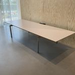 Stort lågt soffbord Sigge B med hårdlaminat Virr-Varr