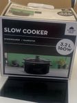 Slow cooker