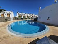 Semesterhus med bra läge i Cabo Roig, Torrevieja