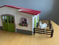 Stall från Schleich