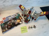 LEGO Star Wars 8019 - Republic Attack Shuttle