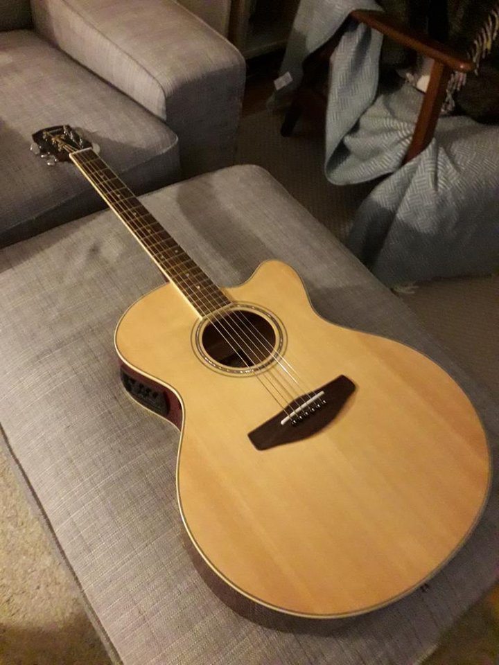 Yamaha Compass series CPX500 ll