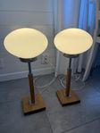 IKEA lampor retro, Läreda, bordslampa, träfot och glaskupa