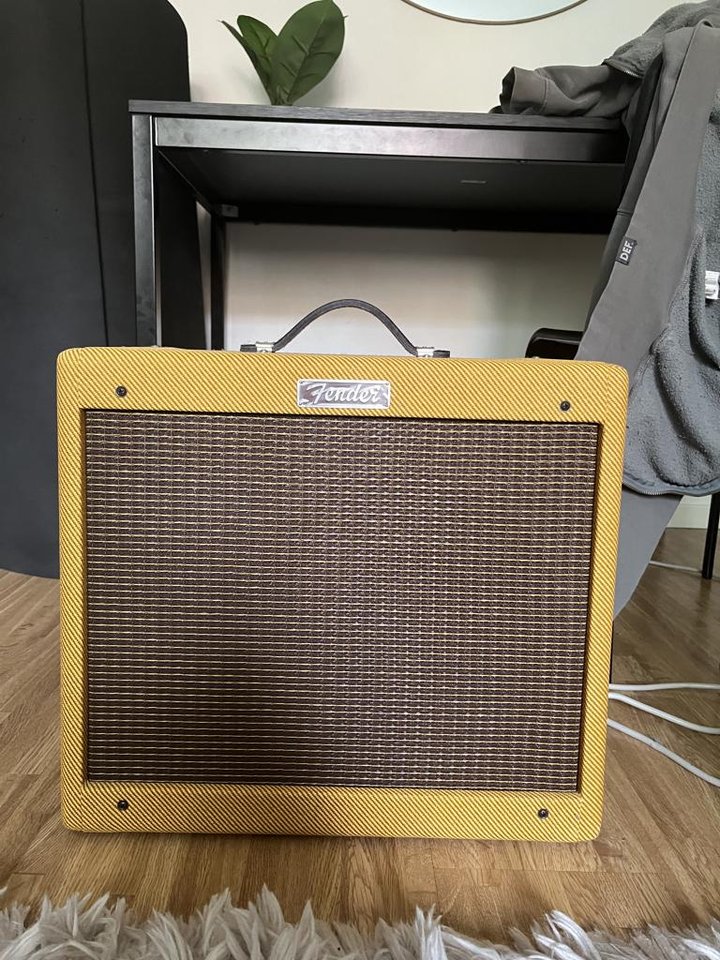 Fender Blues Junior LTD Combo...