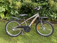 Fin och välvårdad 20” barncykel