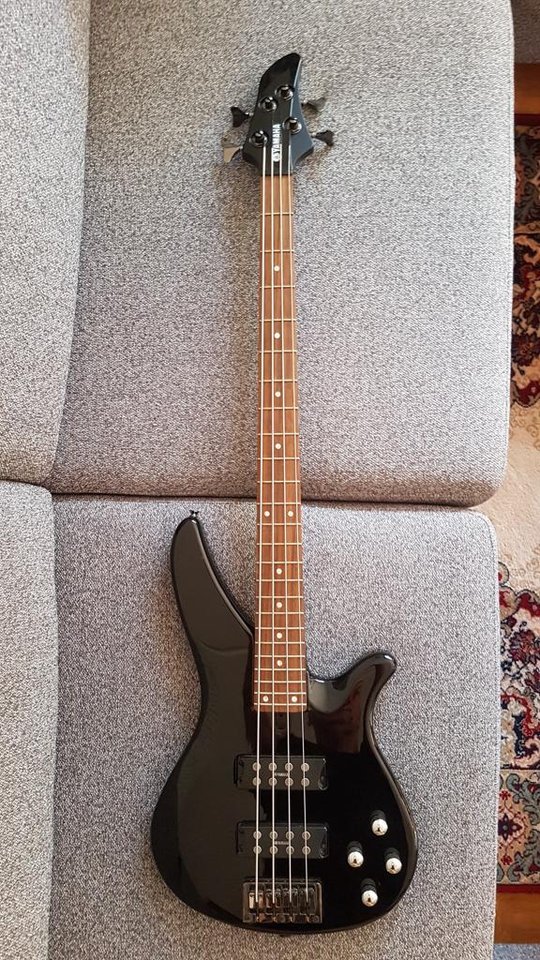 Yamaha Bass
