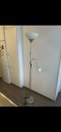 Ikea golv & läslampa