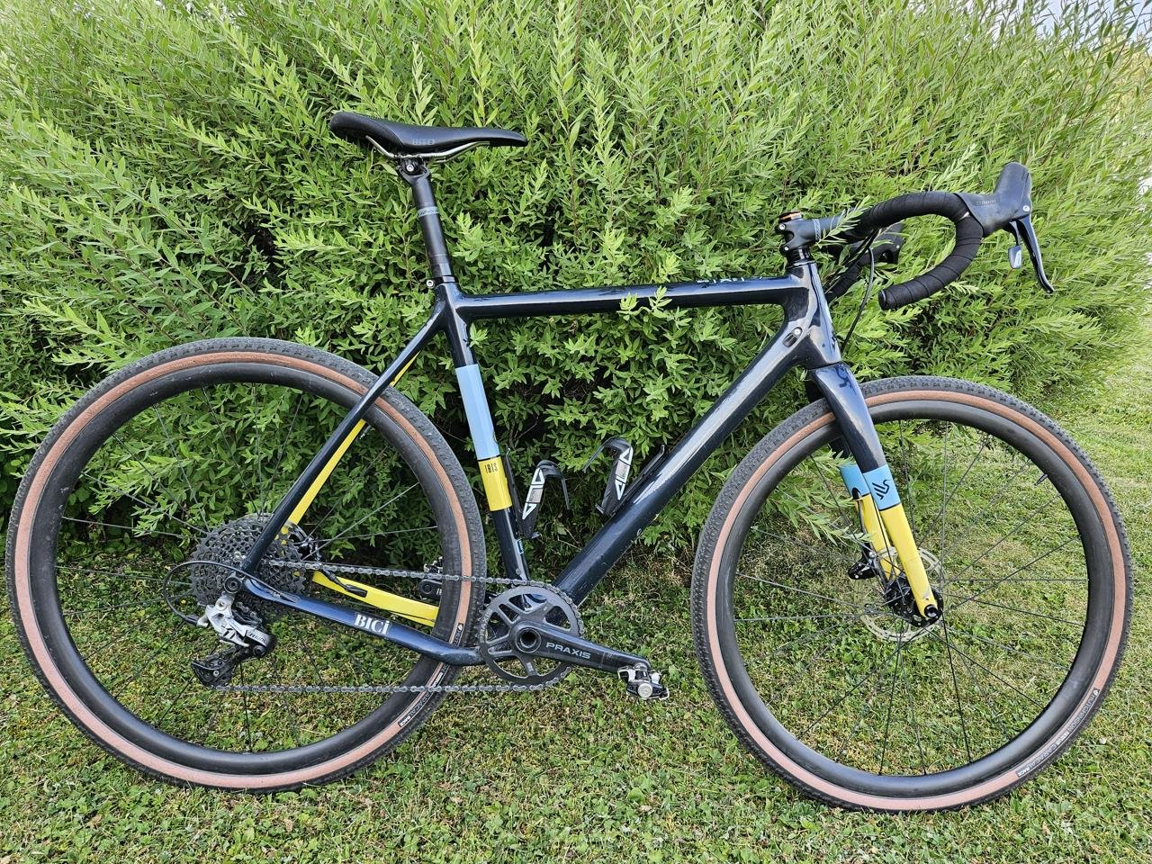Ibis Hakka MX Gravel