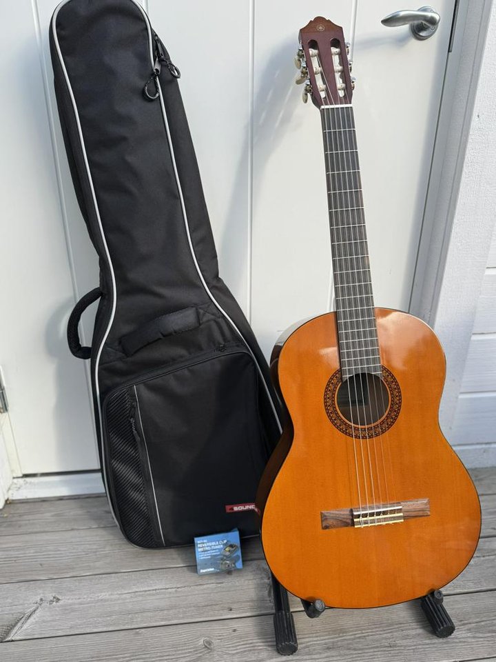 Gitarr Yamaha C45