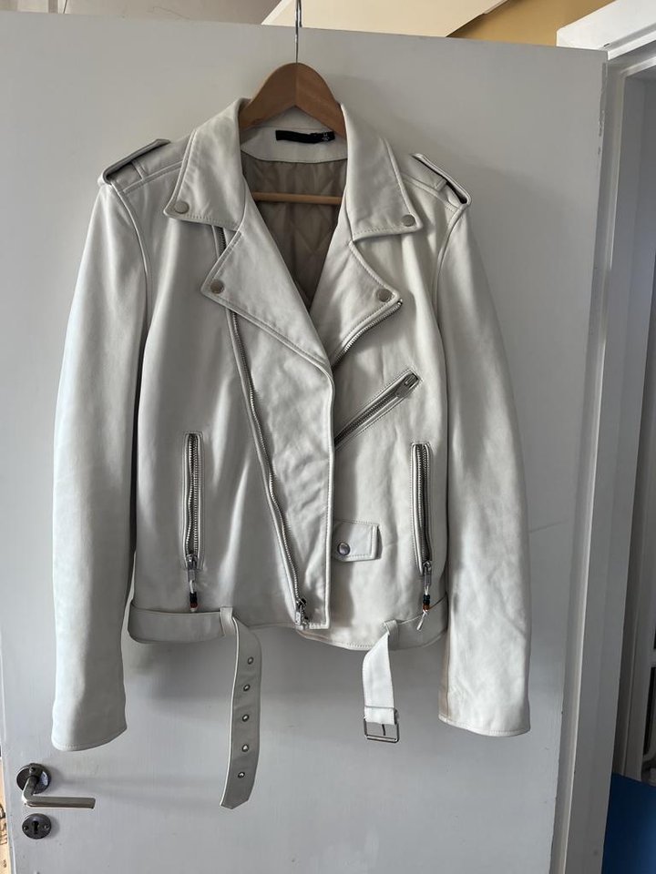 Jackor från BLK DNM, Levis & ...