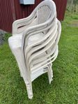 8 st plaststolar