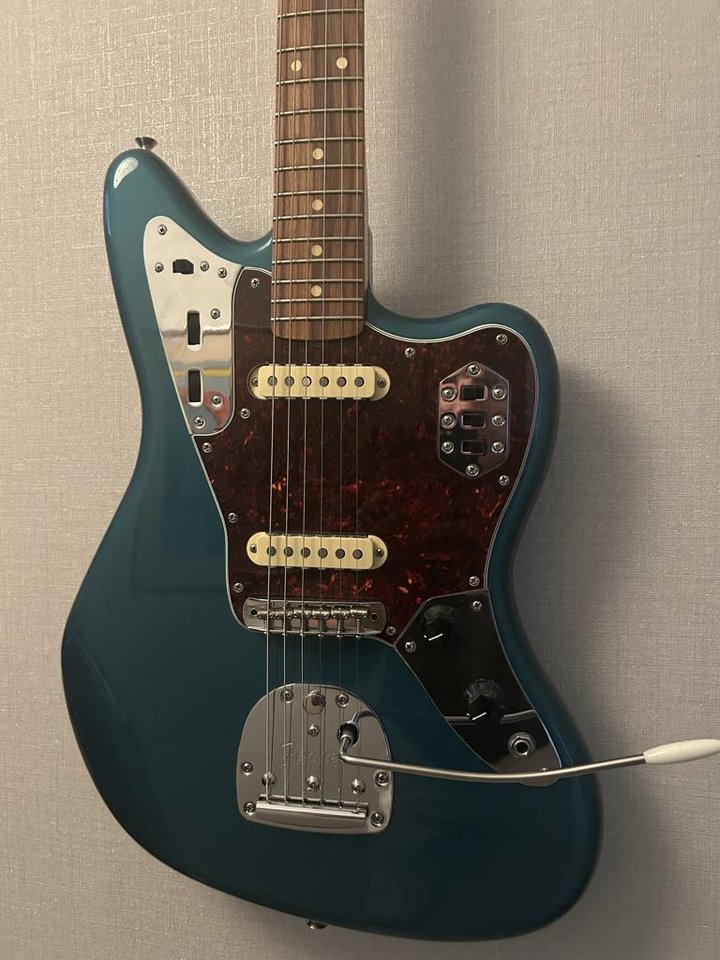 Fender Vintera 60s Jaguar
