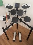 Trummor- Roland TD-02K