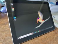 Microsoft Surface Go platta/PC med Spigen cover