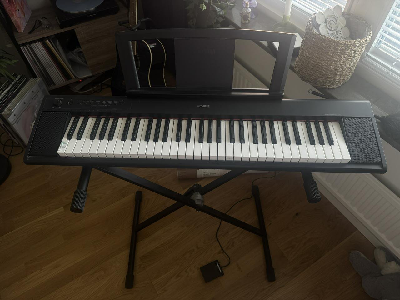keyboard Yamaha piaggero np-11 
