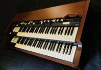 Hammond XK5 (två manualer) och Leslie 2101mkII