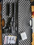 Hatsan AT-P1 5,5 luftpistol, sikte och pump