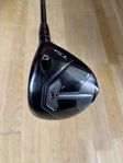 Titleist TSR2 FW4