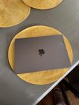 MacBook Air 13,6