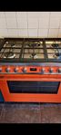 Smeg gasspis 90 cm med fläkt ( Smeg) aldrig använd