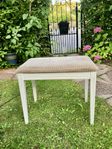 Pianostol / pall / pianopall med förvaring