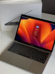 MacBook Pro 13” i7/16GB/500GB Touch Bar