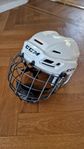 Hockeyhjälm vit med galler CCM Tracks  710 storlek S
