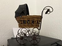 Liten dockvagn