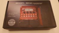 Zoom B1X Four, baspreamp, Multieffektpedal. 