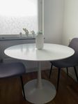 Runt matbord från Jysk