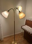 Tullgarn trearmad golvlampa 