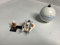 Lego Star Wars 75009 Snowspeeder & Planet Hoth