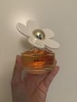Daisy love parfym