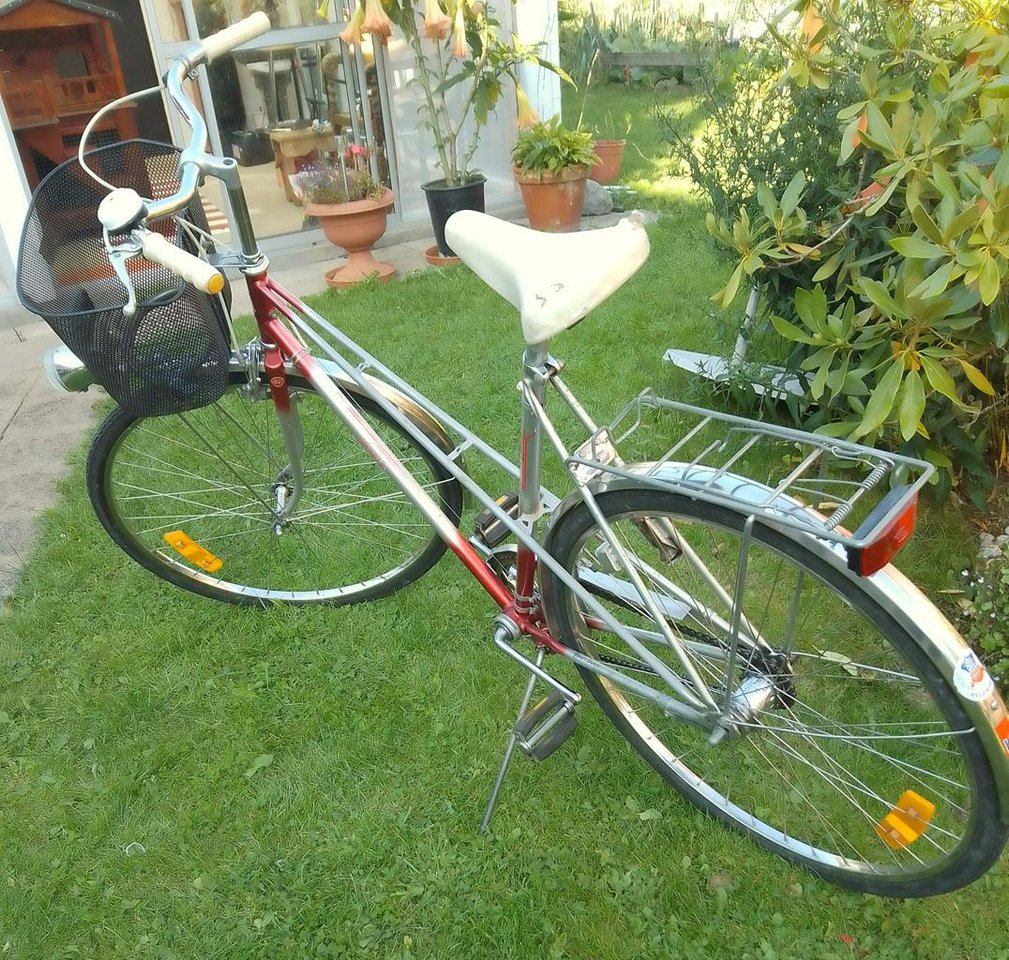 racercykel och vanliga cyklar