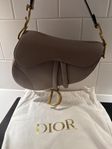 Christian Dior saddle bag taupe/warm taupe