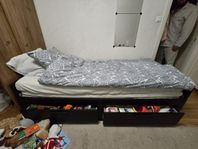 dubbel säng med förvaring lådor 80/160 cm. ikea