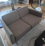 soffa i stilren sandfärg - tyg och tvättbar!