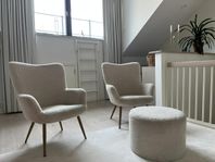 fåtöljer och fotpall