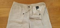 Ljusbeige Linne Shorts, Ermenegildo Zegna, stl. 52 
