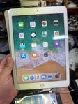 iPad 32GB jätte bra skick