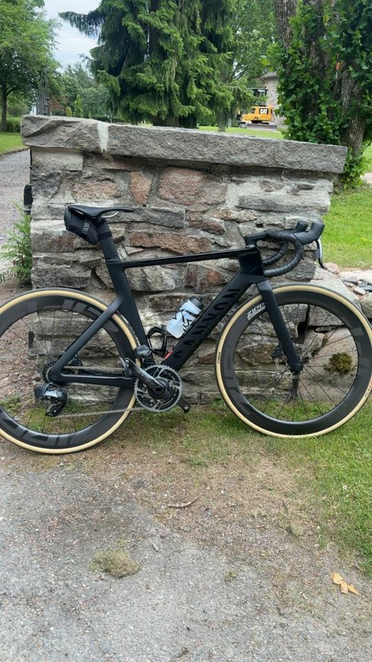 Canyon Aeroad CF SLX 8 Disc e...