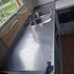 Diskbänk med kran